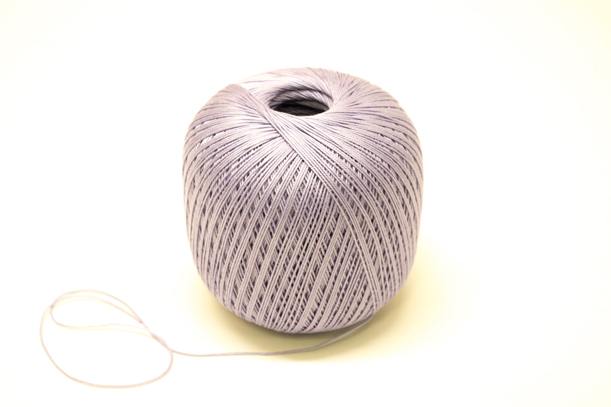 Lilac mercerised cotton 100g/452m