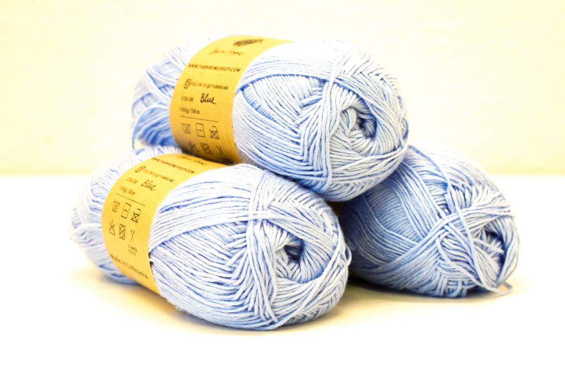 Blue bamboo lace yarn