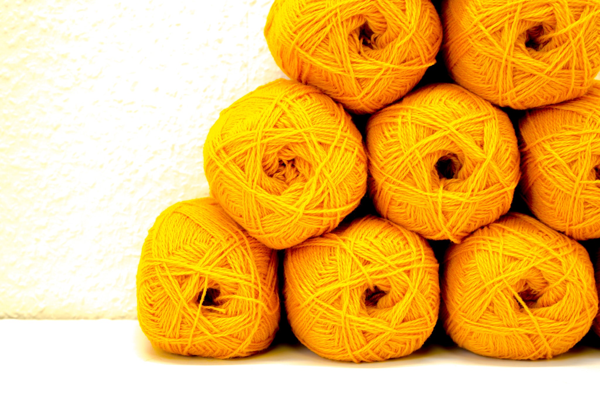 Saffron yellow 100% New Zealand wool  - 730