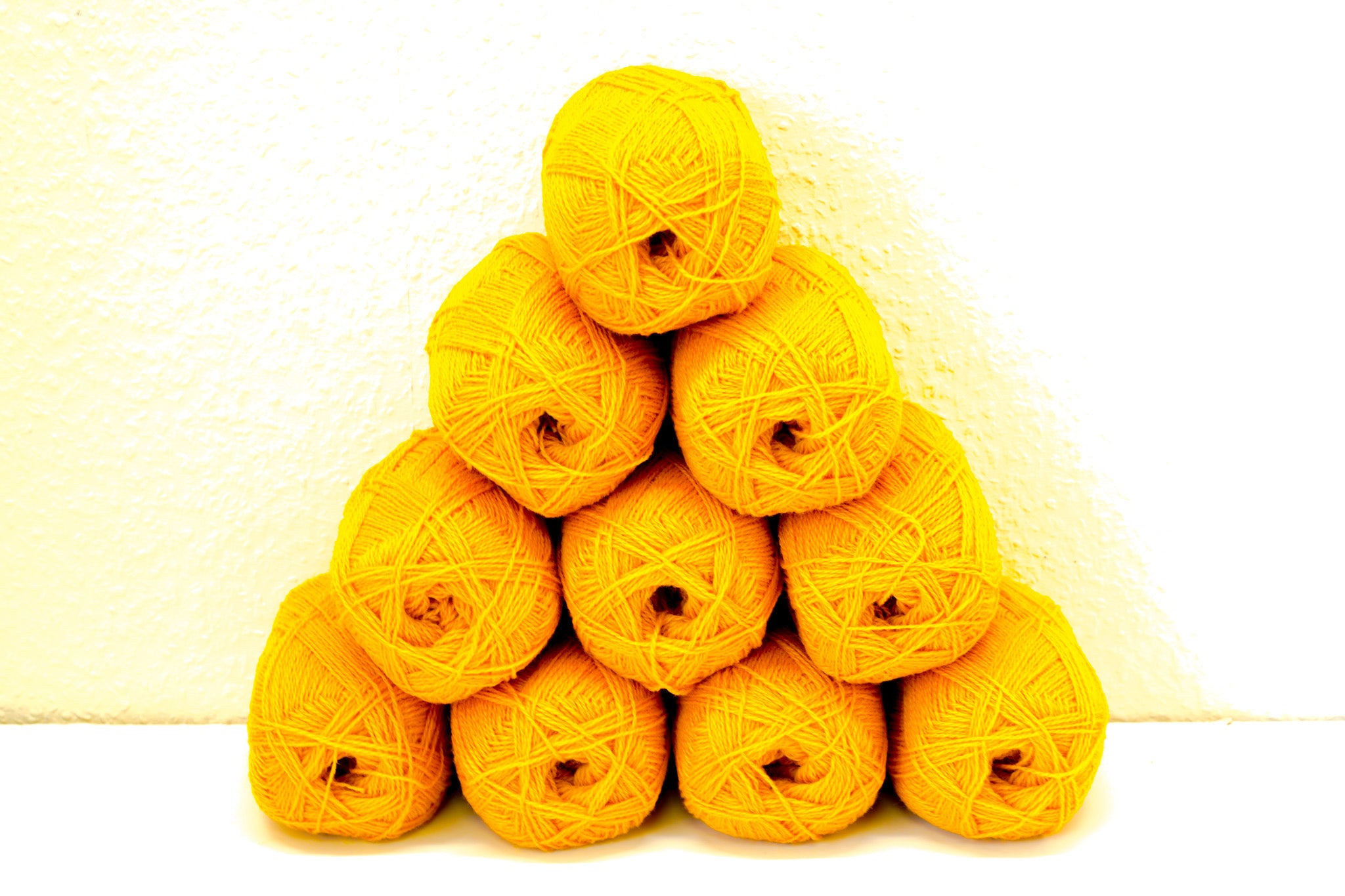Saffron yellow 100% New Zealand wool  - 730