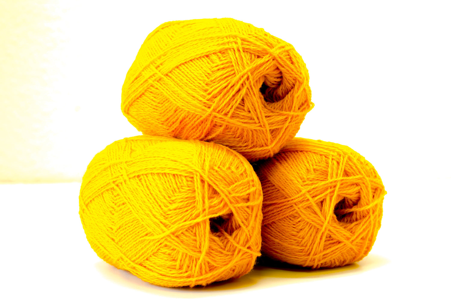 Saffron yellow 100% New Zealand wool  - 730