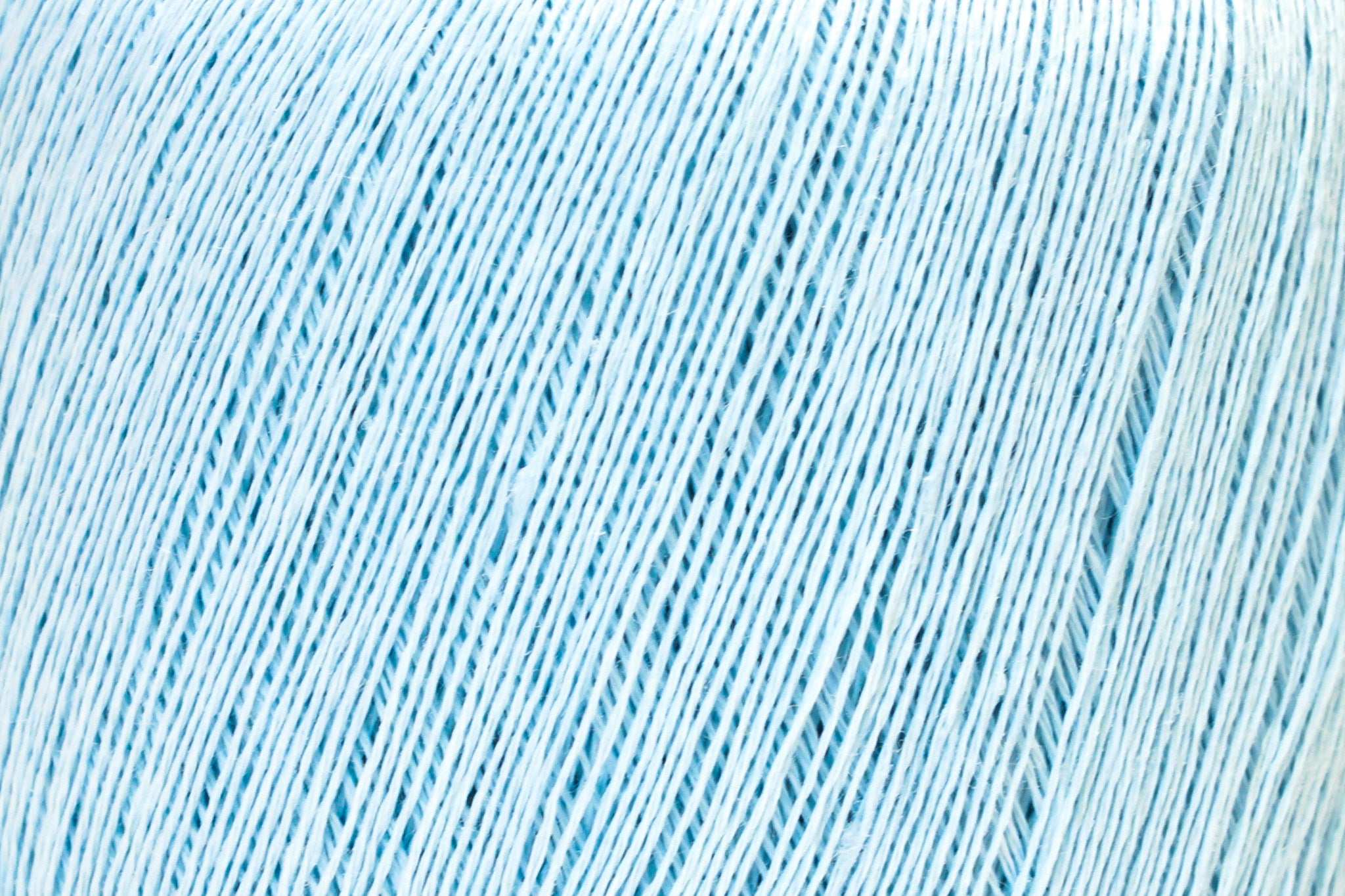 100% linen yarn in sky blue color