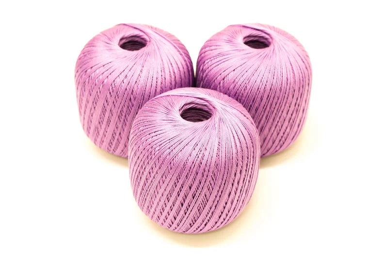 Soft Lilac mercerised cotton 100g/452m