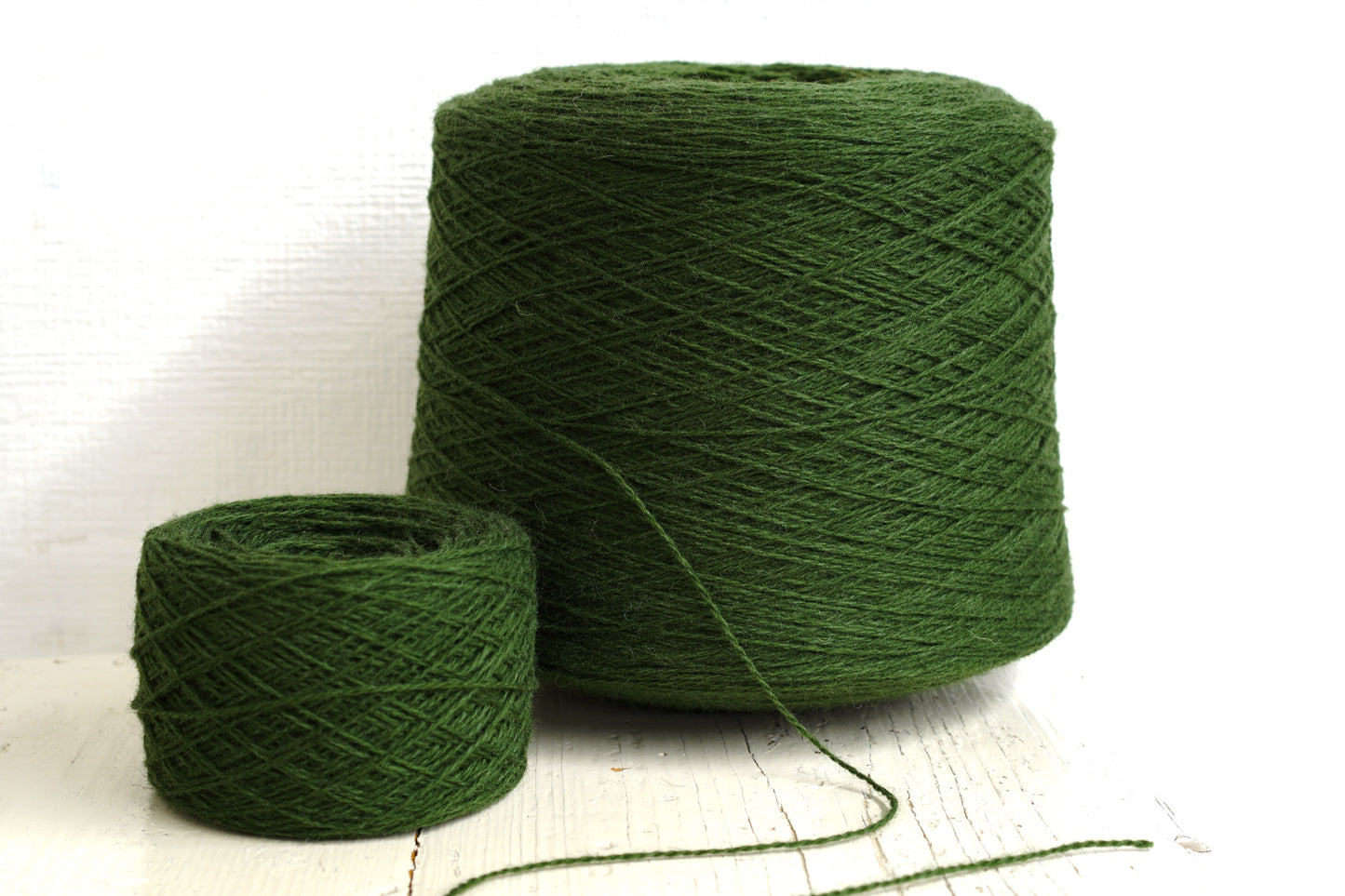 Forest green fingering wool yarn in cone - 900g/31.7oz. | forest-green-fingering-wool-yarn-in-cone-900g-31-7oz