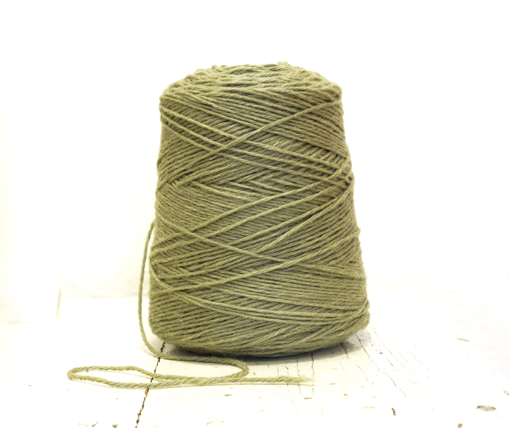 Olive green 100% wool yarn - 325 color