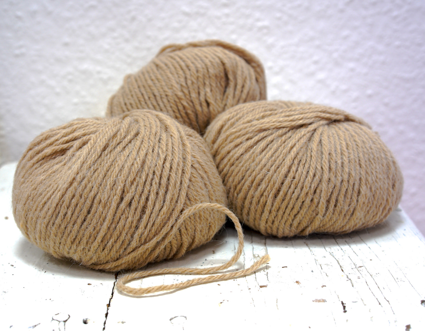 Brown alpaca wool yarn blend