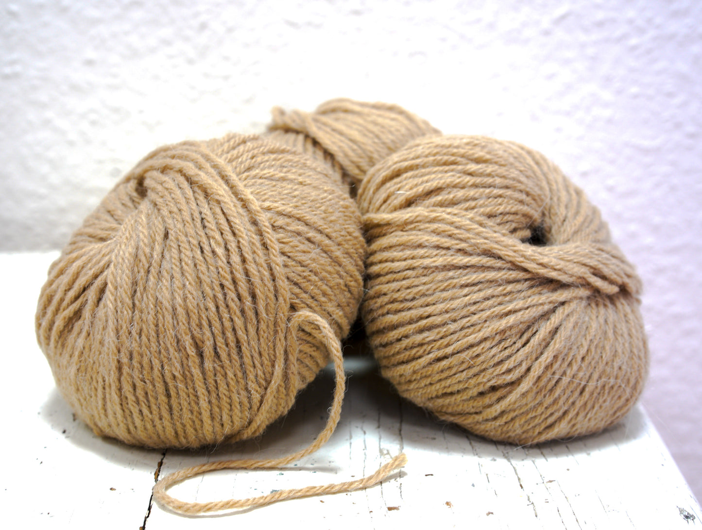 Brown alpaca wool yarn blend