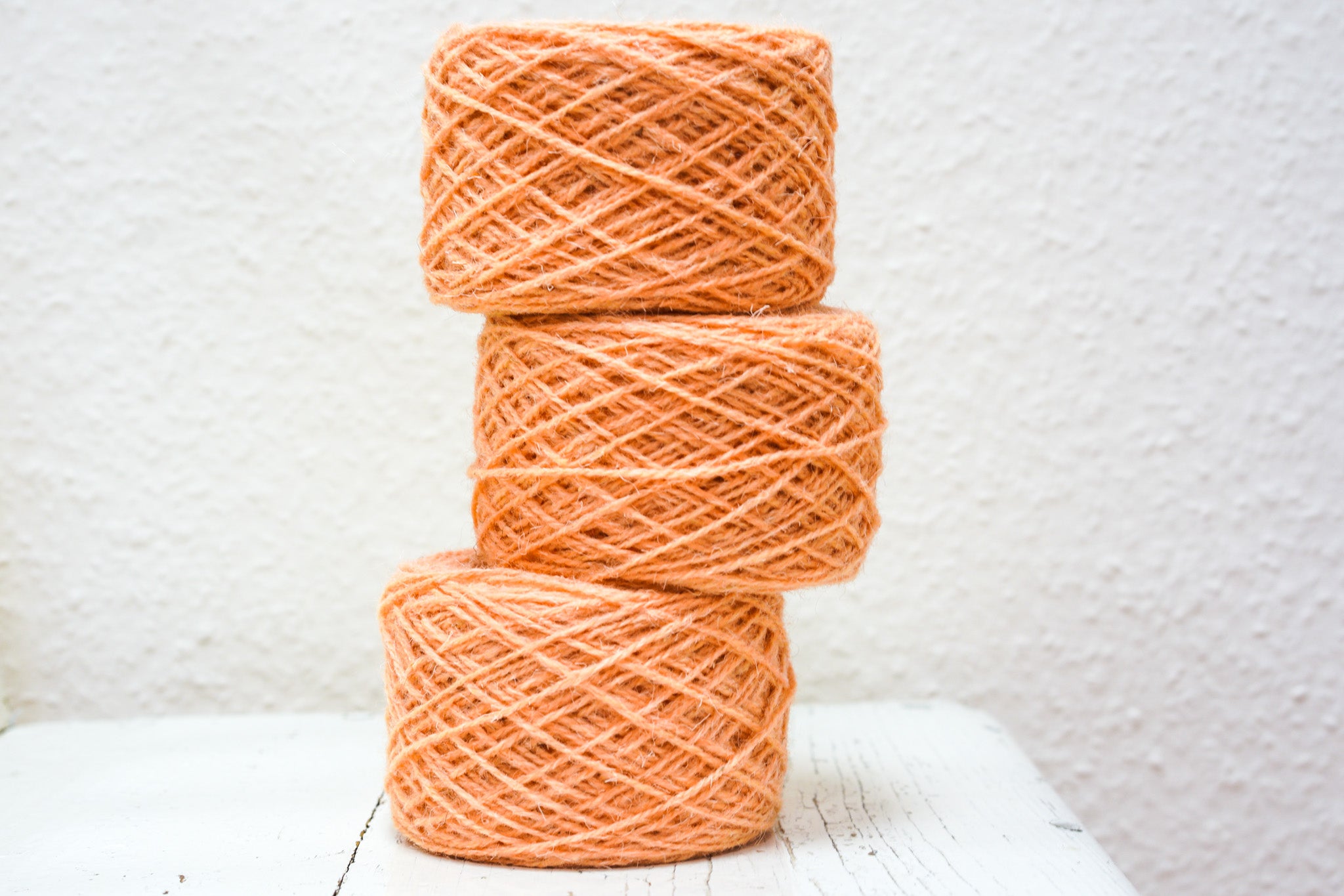 Salmon European rustic wool yarn - 100g/3,5 oz