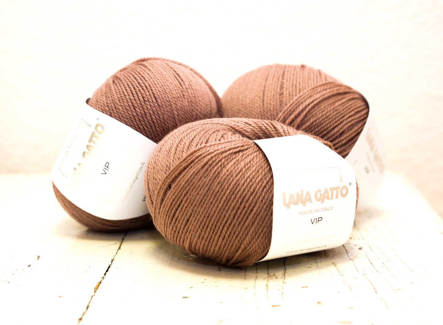 Hazelnut color 80% merino extrafine 20% Cashmere yarn blend