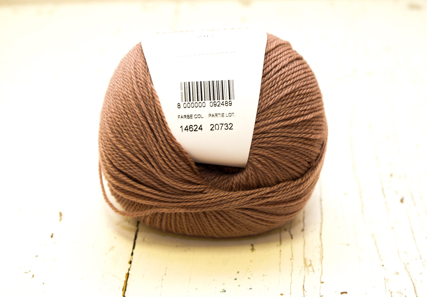 Hazelnut color 80% merino extrafine 20% Cashmere yarn blend