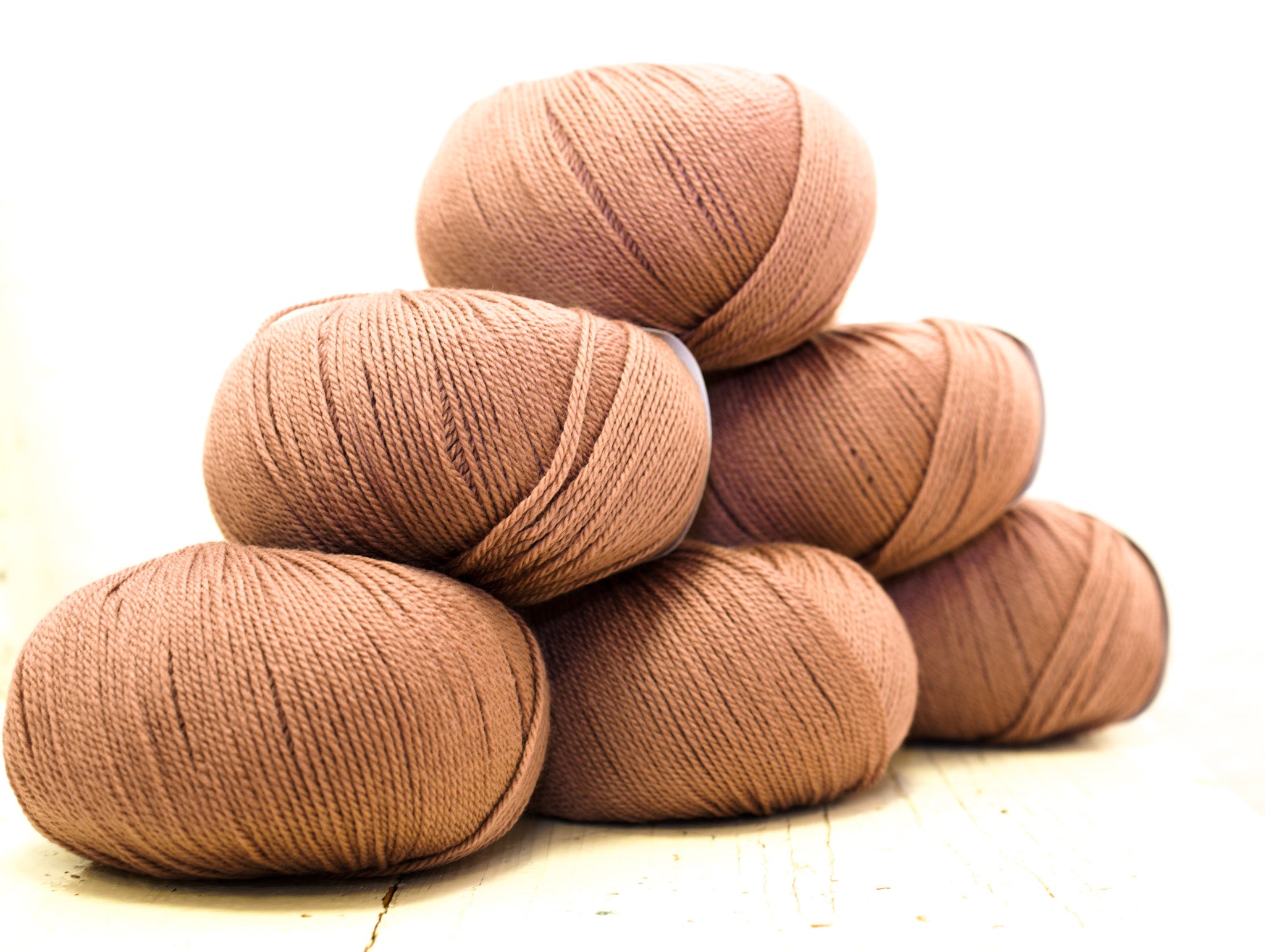 Hazelnut color 80% merino extrafine 20% Cashmere yarn blend