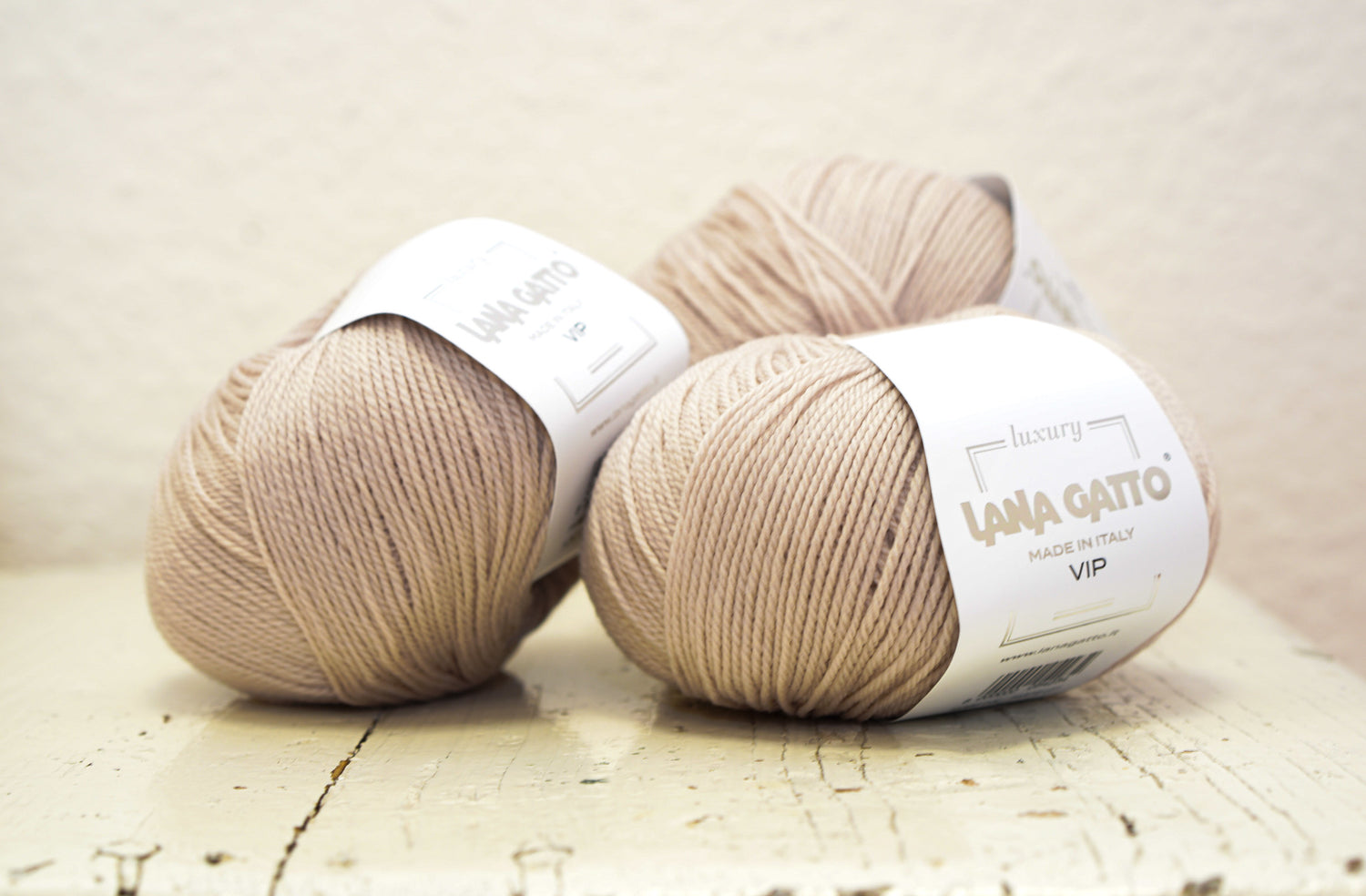 Powder color 80% merino extrafine 20% Cashmere yarn blend