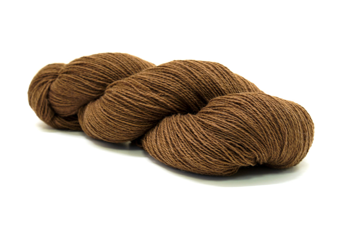 50 % Kamelwolle/50PO-Garnmischung, 100 g/600 m.