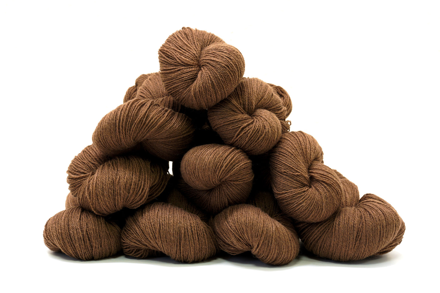 50% Camel wool/50PO yarn blend 100g/600m.