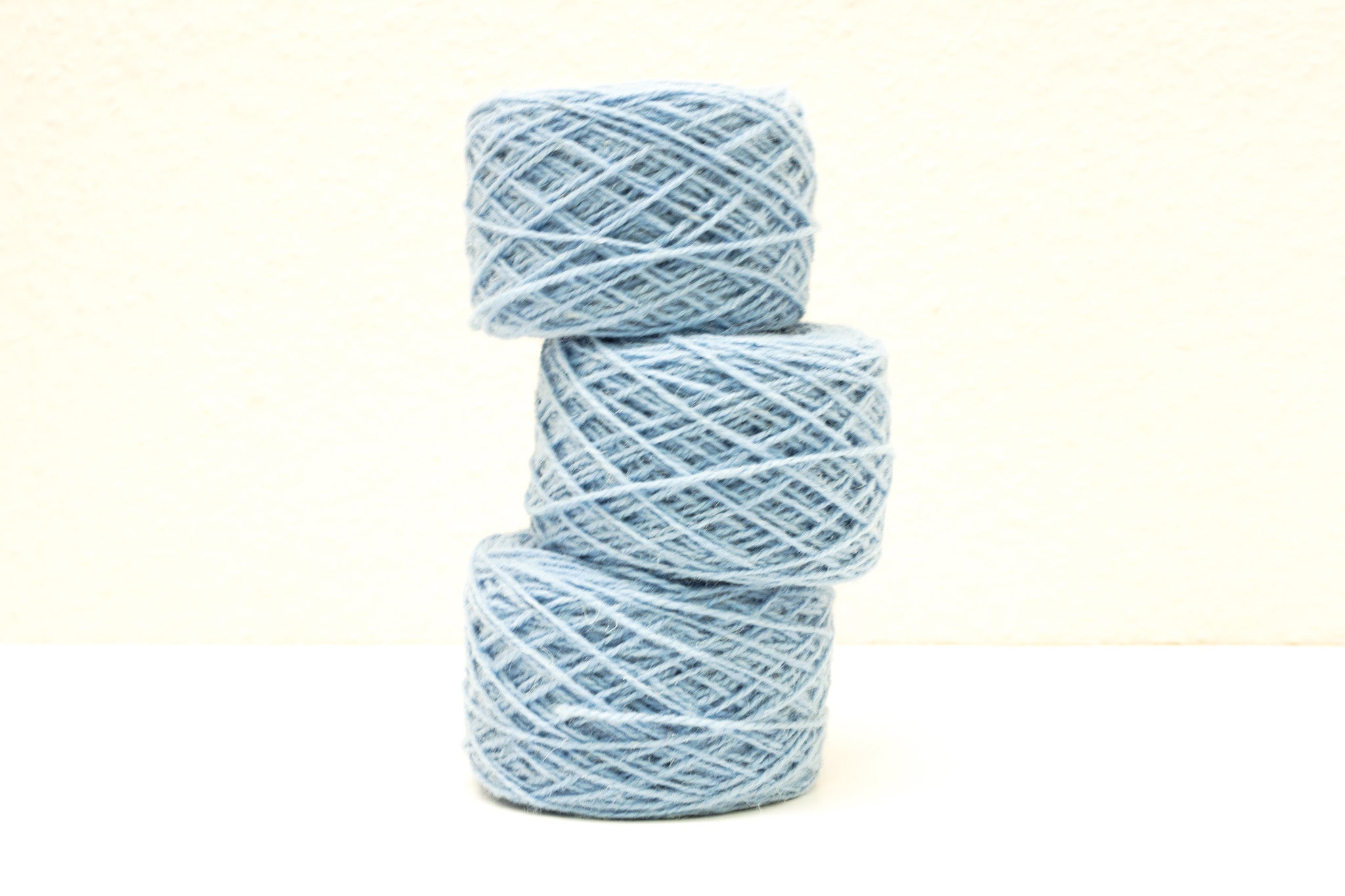 Baby blue rustic wool yarn 100g/3,5 oz.