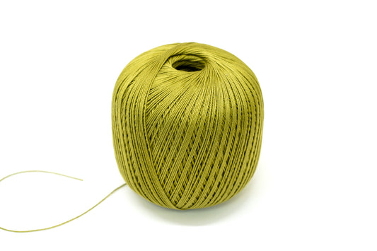 Forest green color mercerised cotton 100g/452m