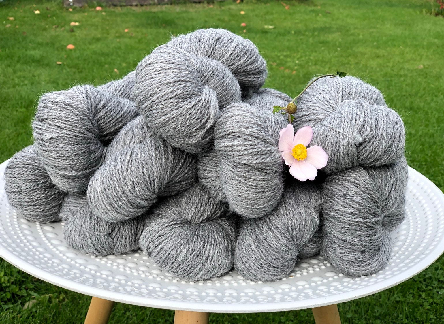 Soft Grey Lace merino wool yarn | soft-grey-lace-merino-wool-yarn