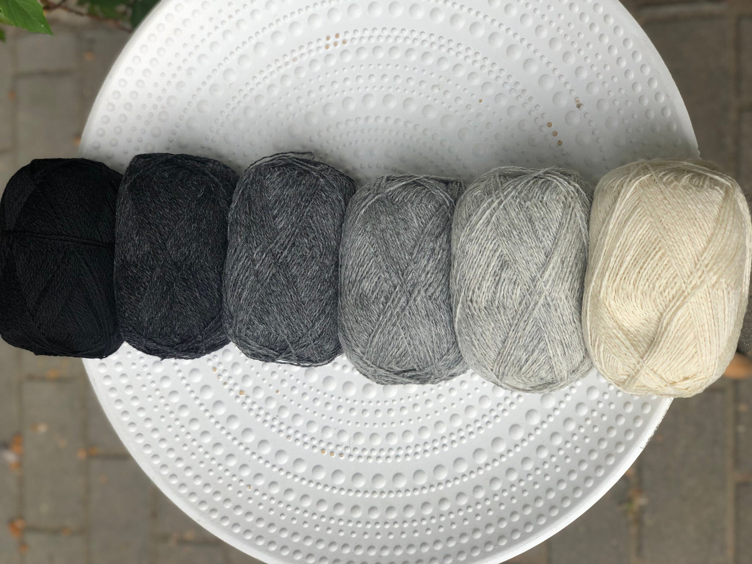 Light grey New Zealand lace wool yarn | light-grey-new-zealand-lace-wool-yarn