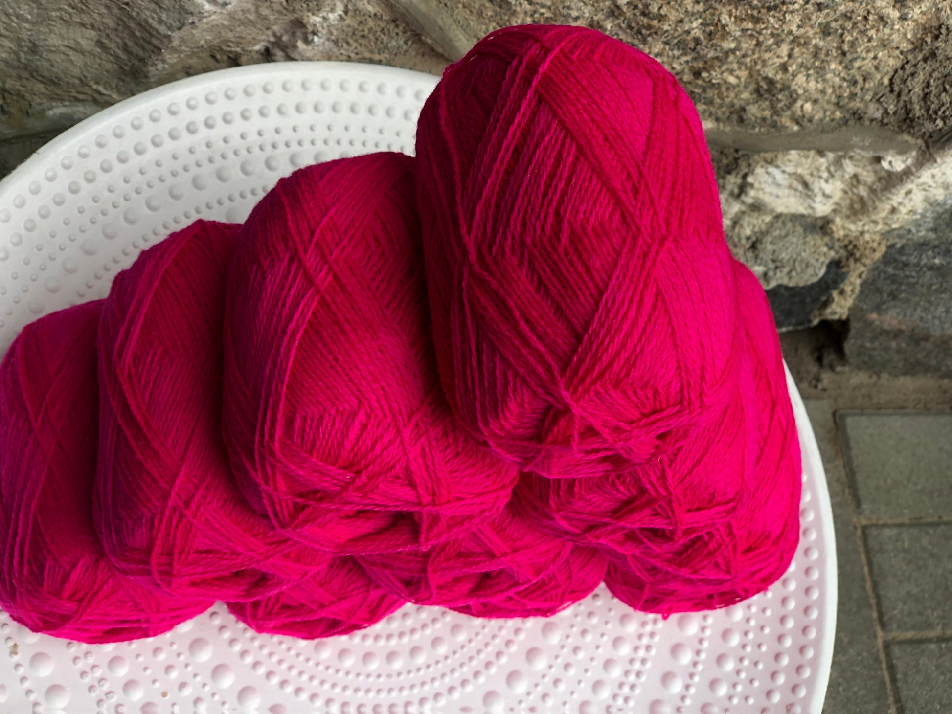 Neon Cyclamen New Zealand lace wool yarn | neon-cyclamen-new-zealand-lace-wool-yarn