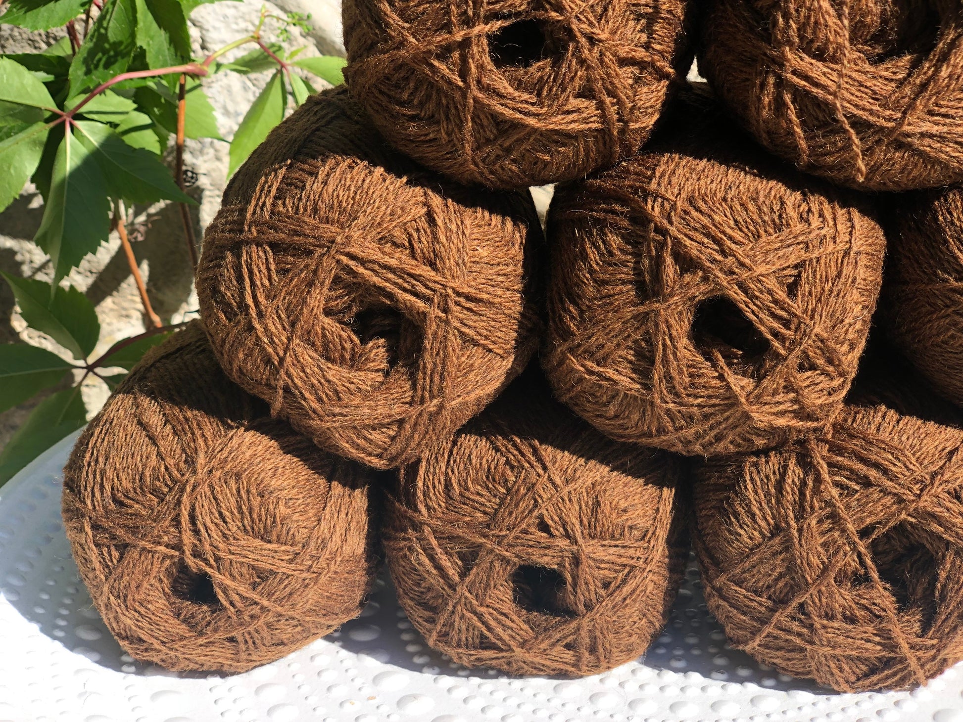 Brown color lwool yarn | brown-color-lwool-yarn