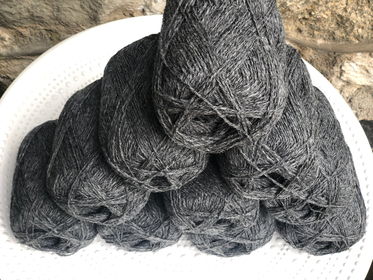 New Zealand graphite grey wool yarn | new-zealand-graphite-grey-wool-yarn