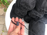 Black New Zealand wool yarn | black-new-zealand-wool-yarn