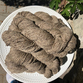 Grey-brown dog wool yarn | grey-brown-dog-wool-yarn