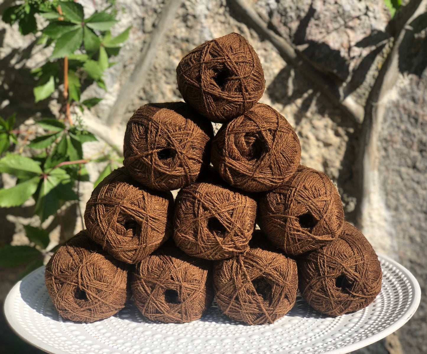 Brown color lwool yarn | brown-color-lwool-yarn