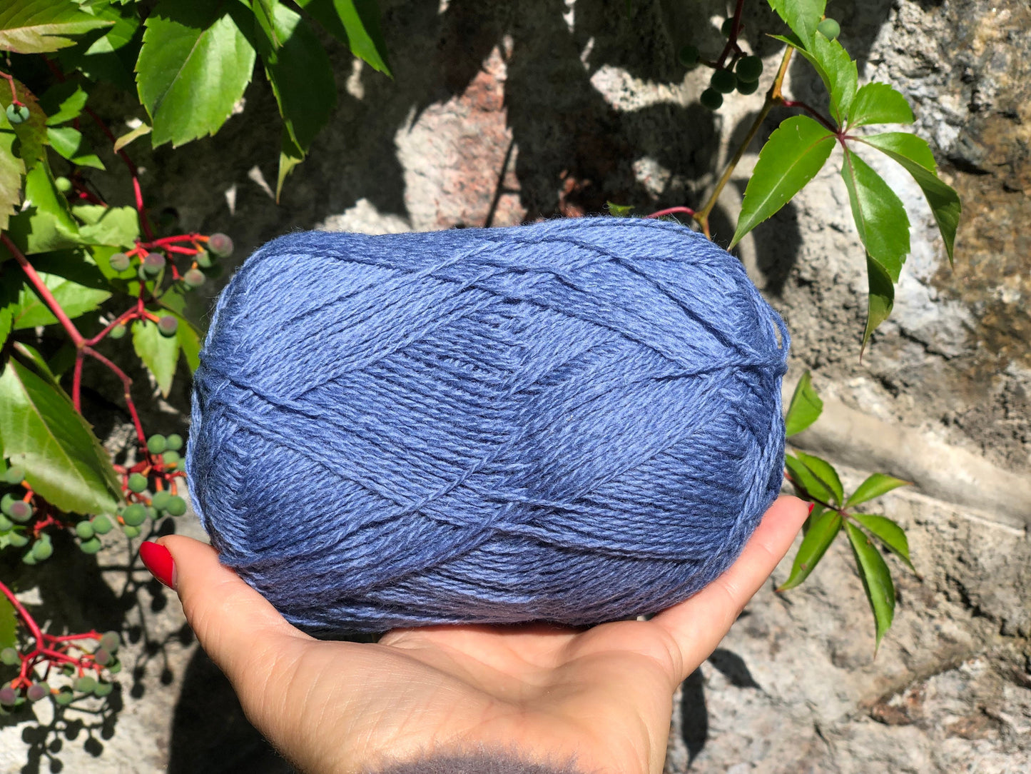 Steel blue New Zealand wool yarn | steel-blue-new-zealand-wool-yarn