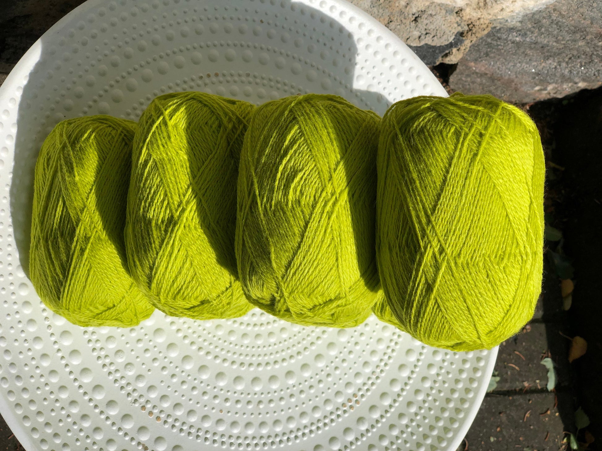 Neon green New Zealand lace wool yarn | neon-green-new-zealand-lace-wool-yarn