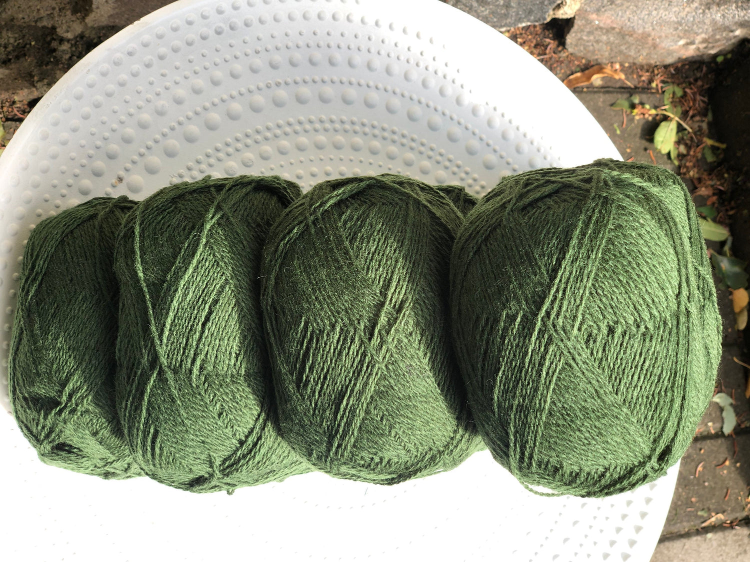 Forest green New Zealand lace wool yarn | forest-green-new-zealand-lace-wool-yarn