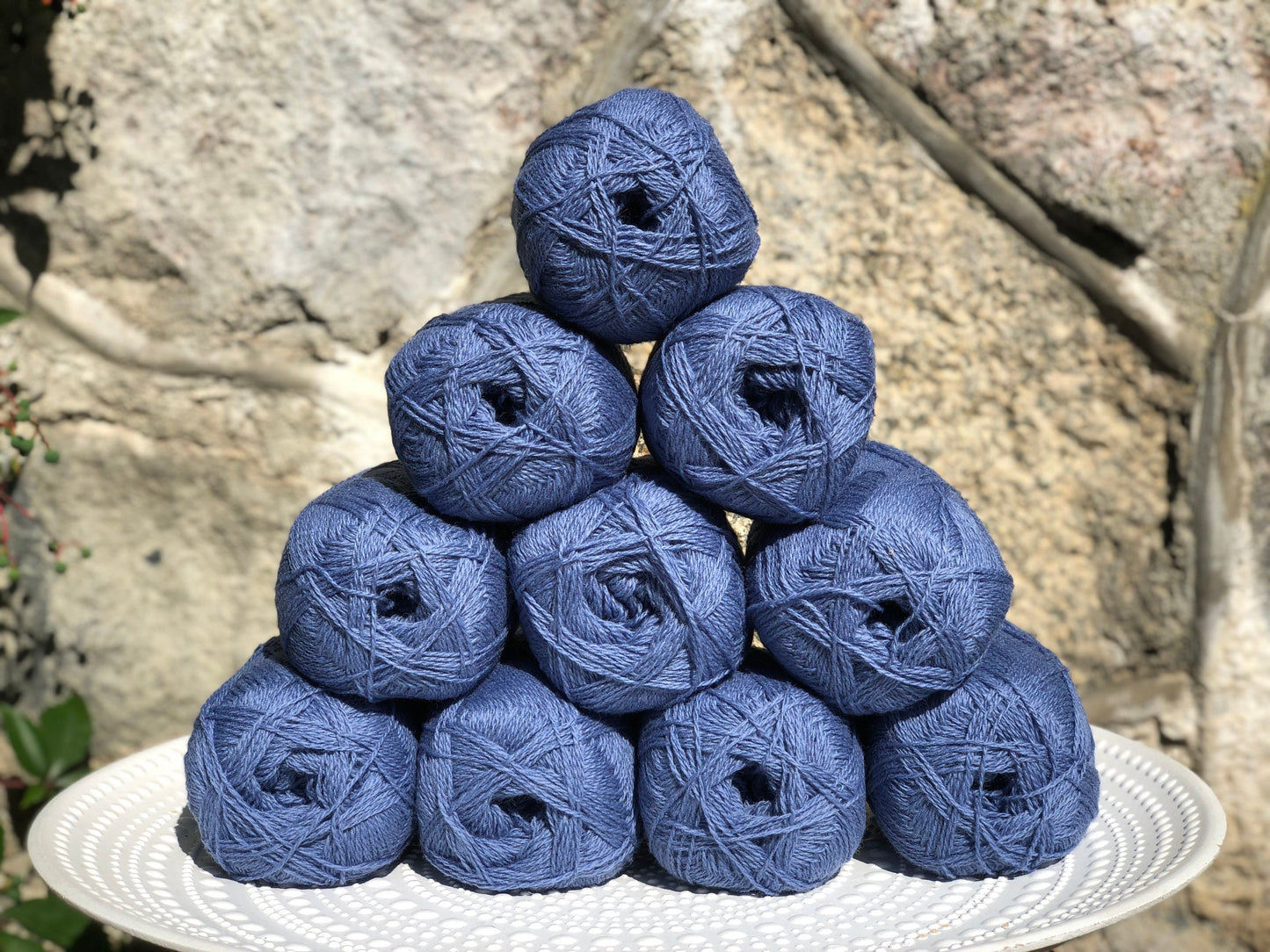 Steel blue New Zealand wool yarn | steel-blue-new-zealand-wool-yarn