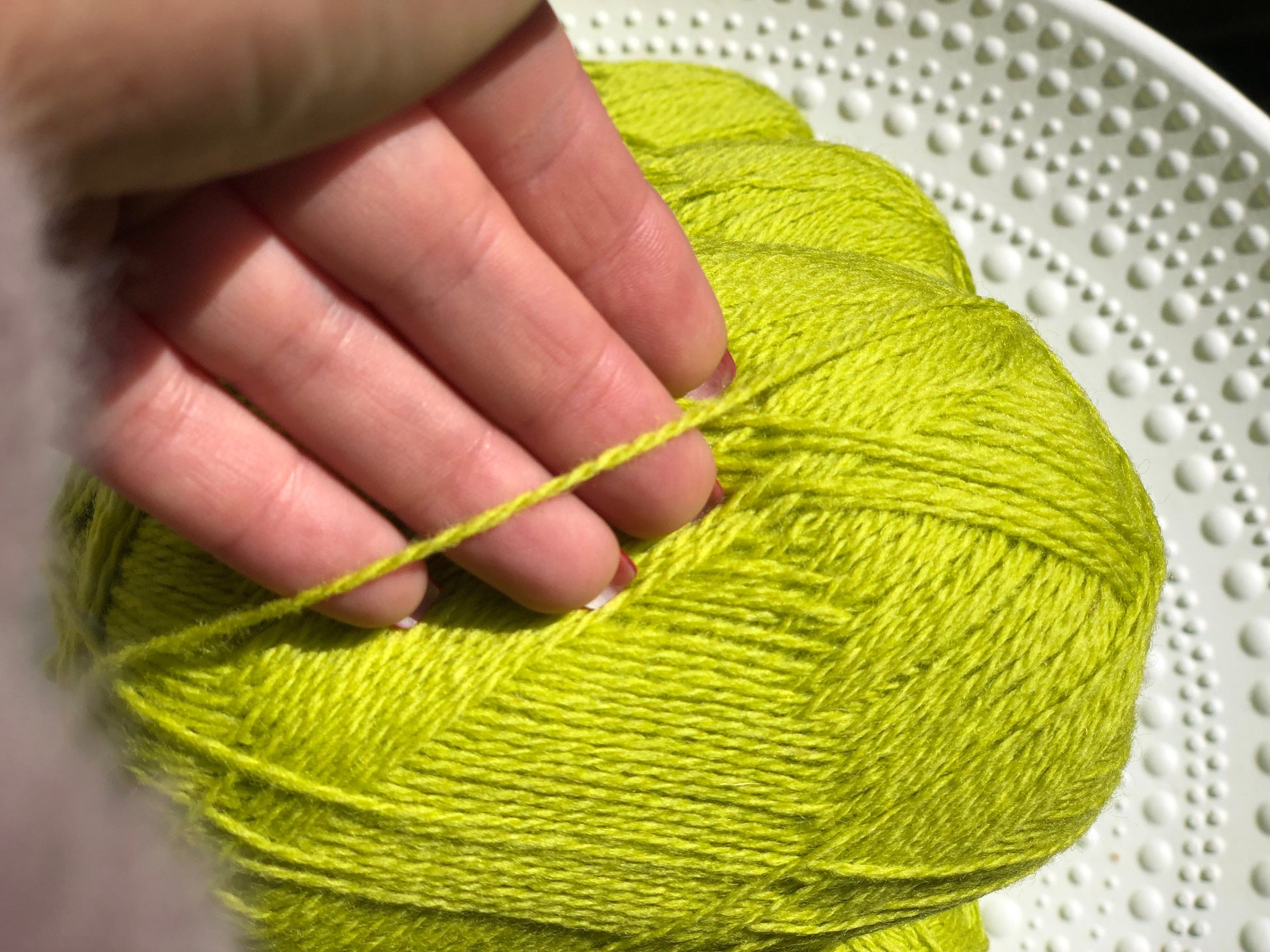 Neon green New Zealand lace wool yarn | neon-green-new-zealand-lace-wool-yarn