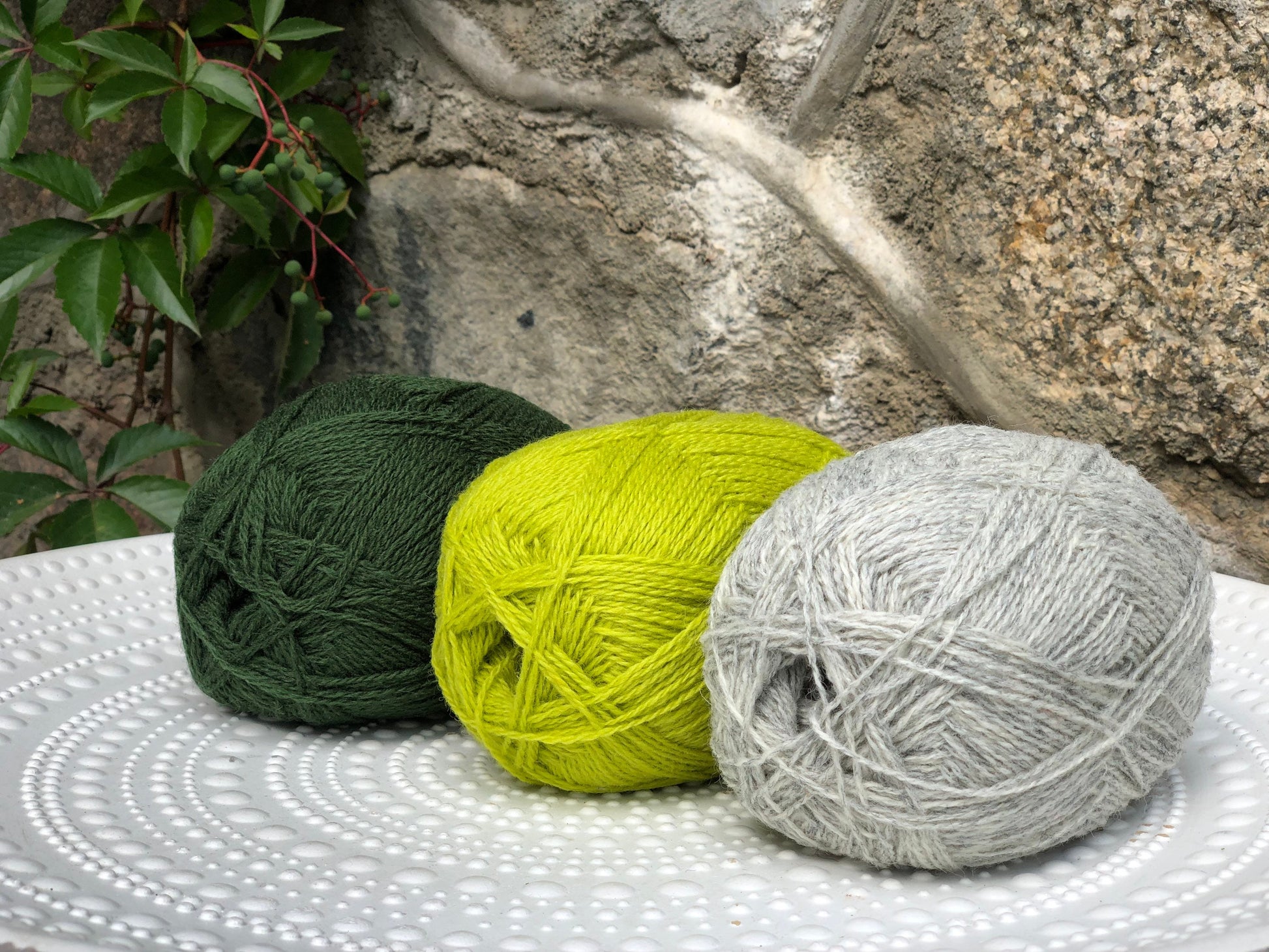 Neon green New Zealand lace wool yarn | neon-green-new-zealand-lace-wool-yarn
