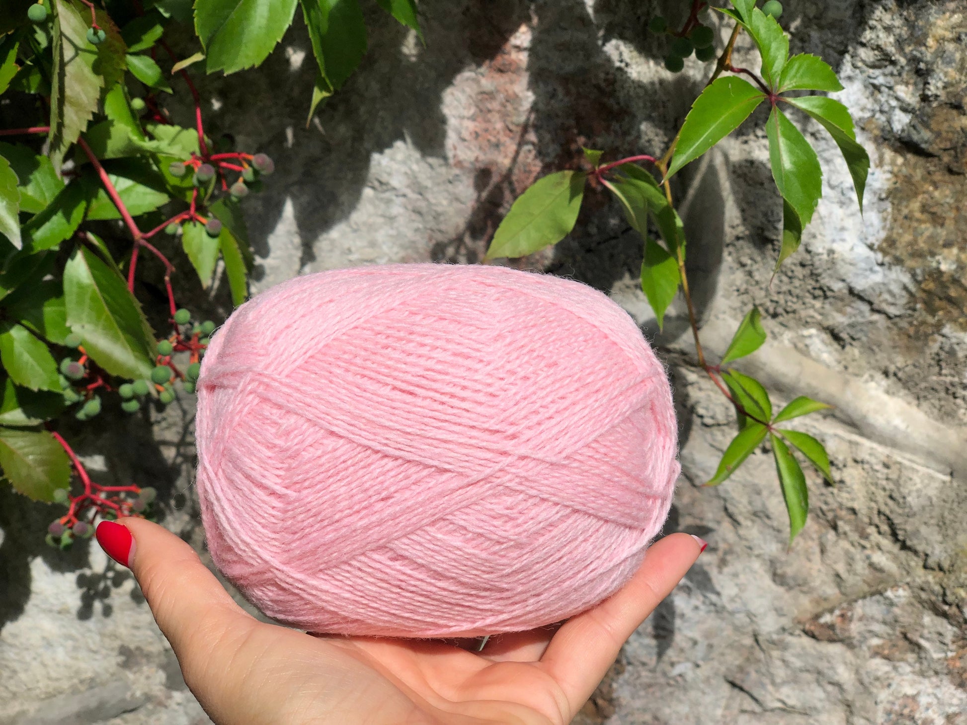 Pink New Zealand wool yarn | pink-new-zealand-wool-yarn