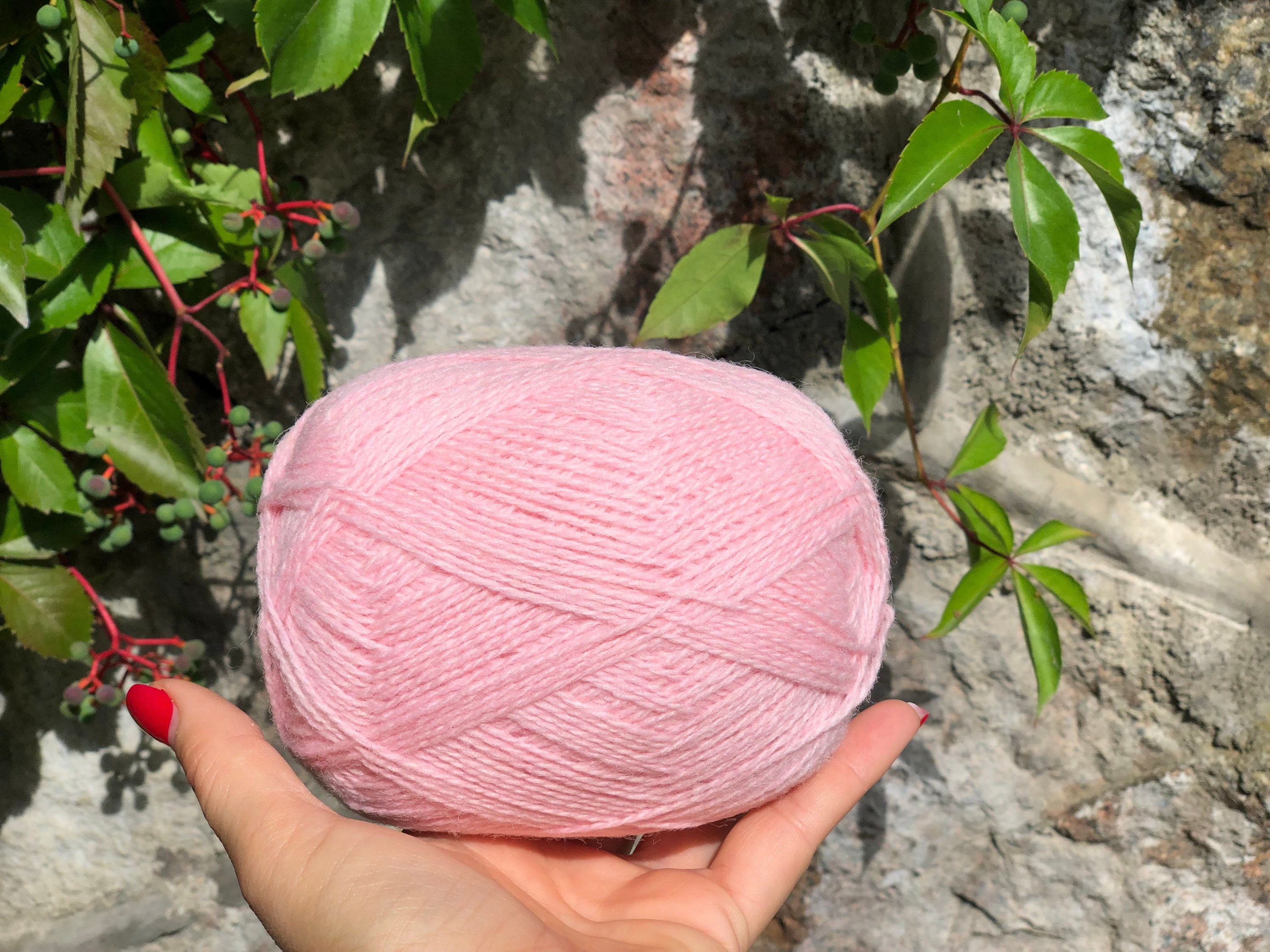 Pink New Zealand wool yarn | pink-new-zealand-wool-yarn