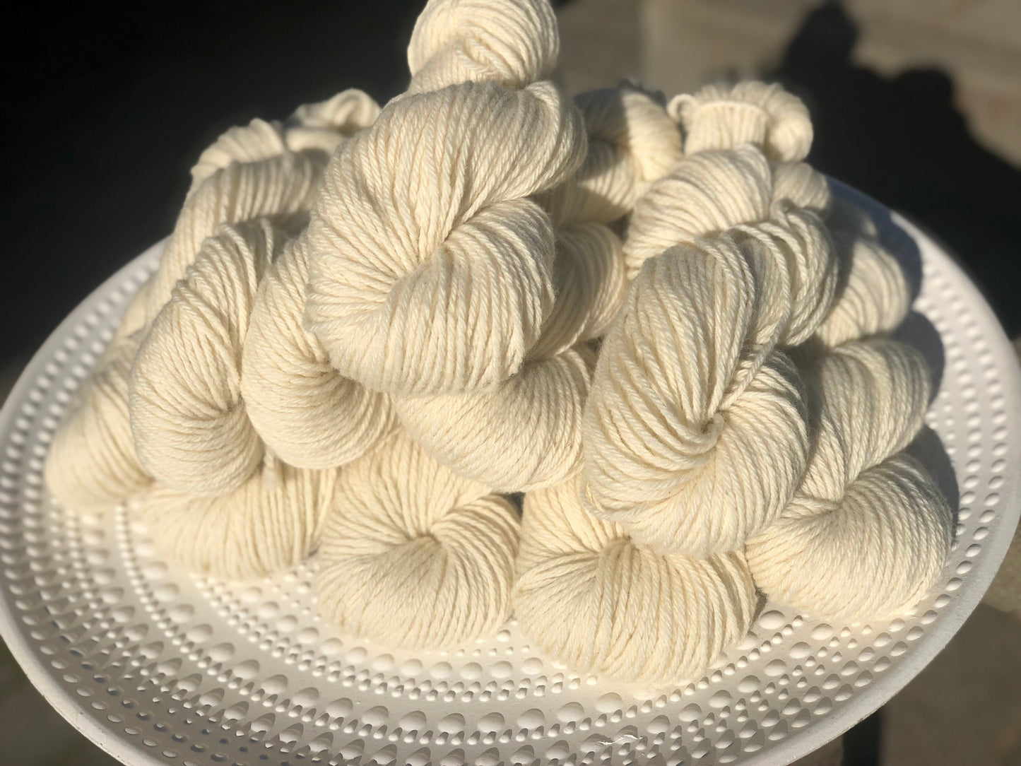 Milk white sheep wool yarn | milk-white-sheep-wool-yarn