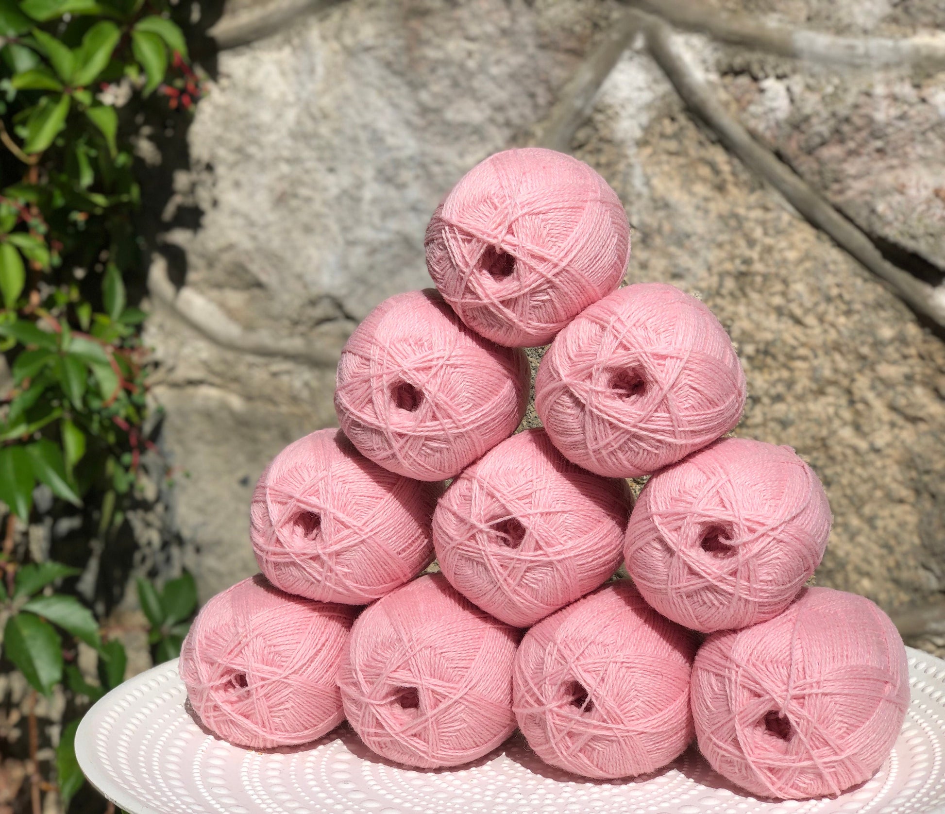 Pink New Zealand wool yarn | pink-new-zealand-wool-yarn