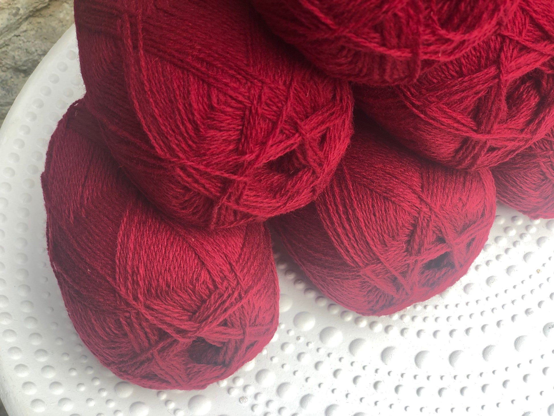 Red wine color wool yarn-565