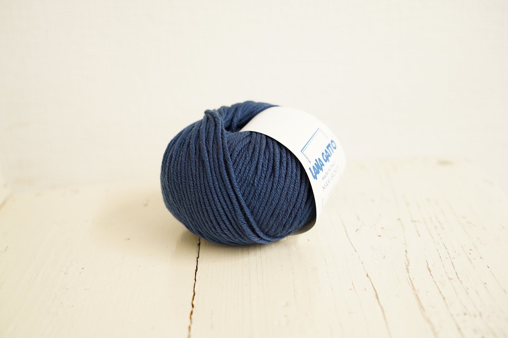 Lana Gatto Maxi soft Oxford blue merino wool yarn | lana-gatto-maxi-soft-oxford-blue-merino-wool-yarn