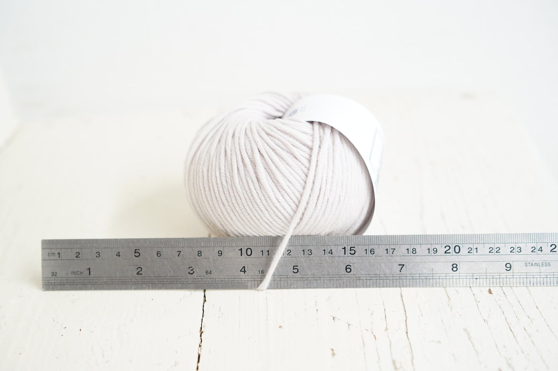 Pearl color merino Lana Gatto Maxi soft wool yarn | pearl-color-merino-lana-gatto-maxi-soft-wool-yarn