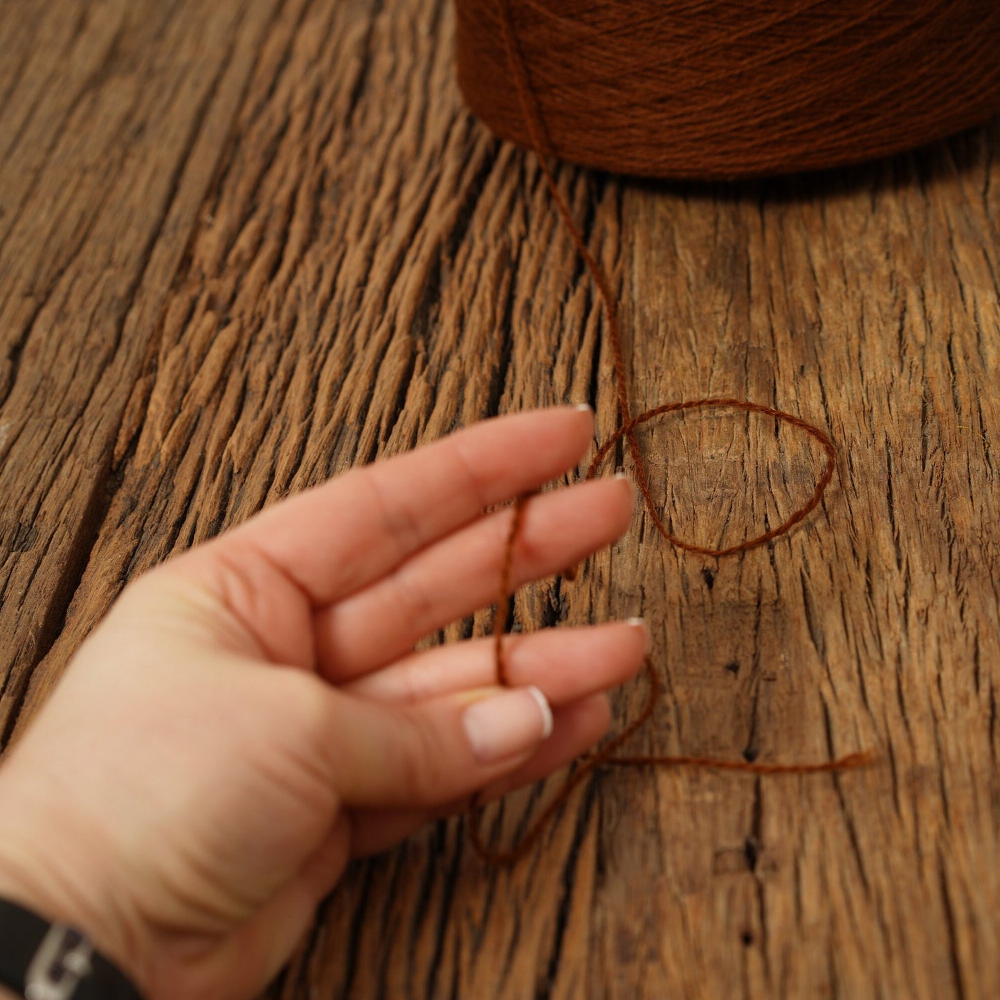 Caramel brown wool yarn in con | caramel-brown-wool-yarn-in-con