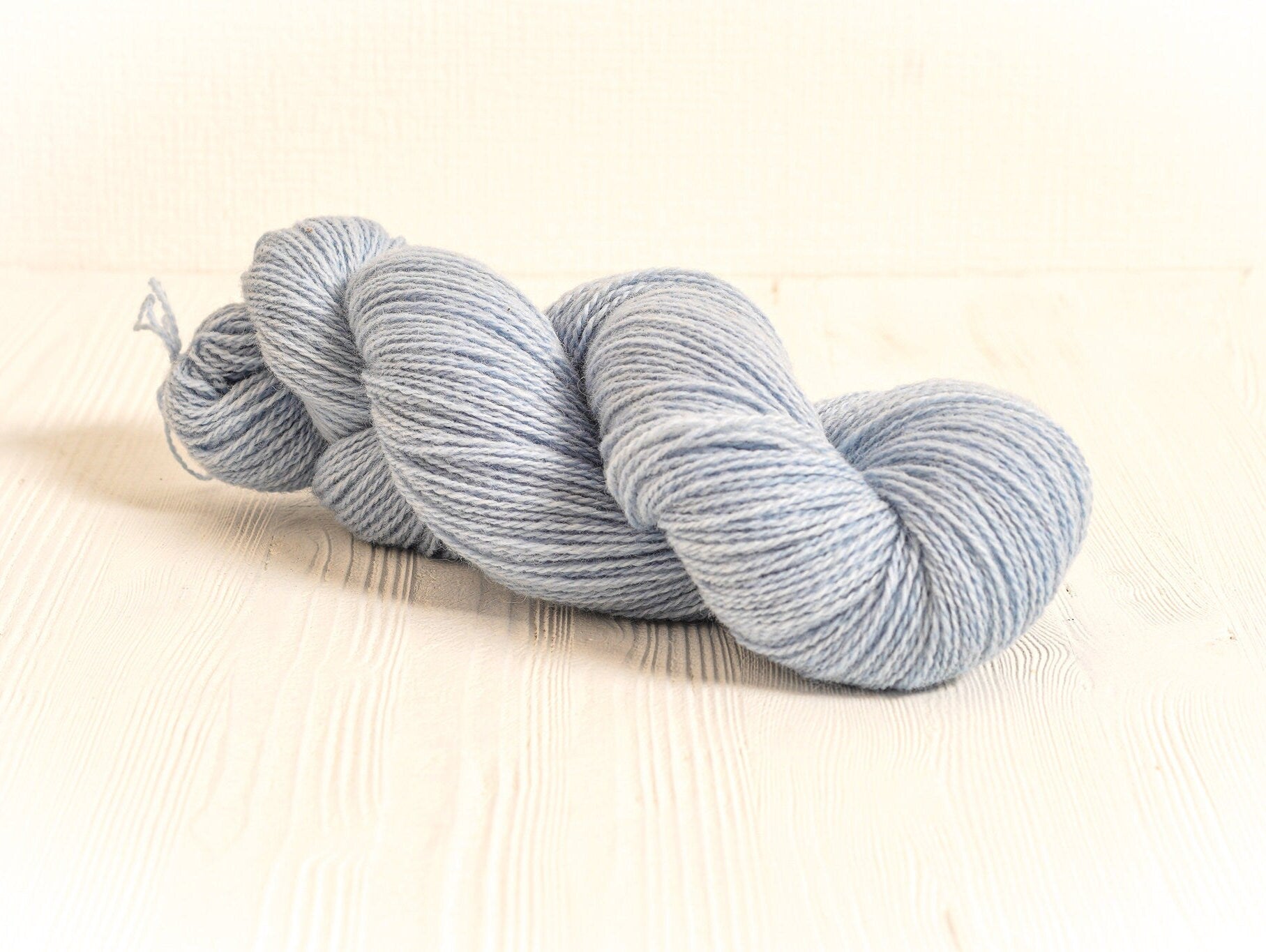 Taupe, white, blue shades wool yarn - 300g./10.58 oz. - Zealand fingering wool yarn - Hand knitting yarn - Weaving wool fiber - plaids wool | taupe-white-blue-shades-wool-yarn-300g-10-58-oz-zealand-fingering-wool-yarn-hand-knitting-yarn-weaving-wool-fiber-plaids-wool