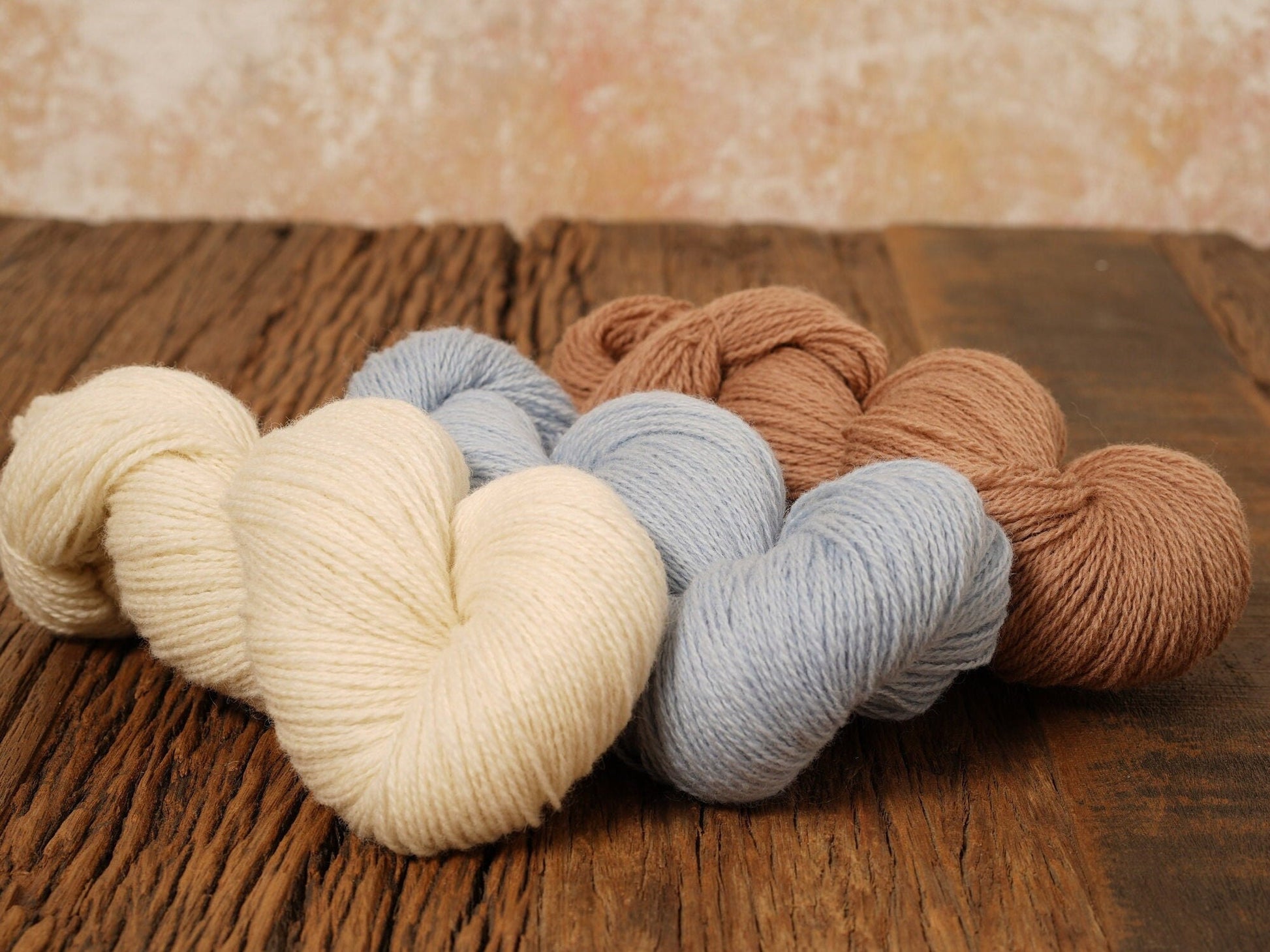 Taupe, white, blue shades wool yarn - 300g./10.58 oz. - Zealand fingering wool yarn - Hand knitting yarn - Weaving wool fiber - plaids wool | taupe-white-blue-shades-wool-yarn-300g-10-58-oz-zealand-fingering-wool-yarn-hand-knitting-yarn-weaving-wool-fiber-plaids-wool