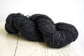 White and grey shades New Zealand wool yarn | white-and-grey-shades-new-zealand-wool-yarn