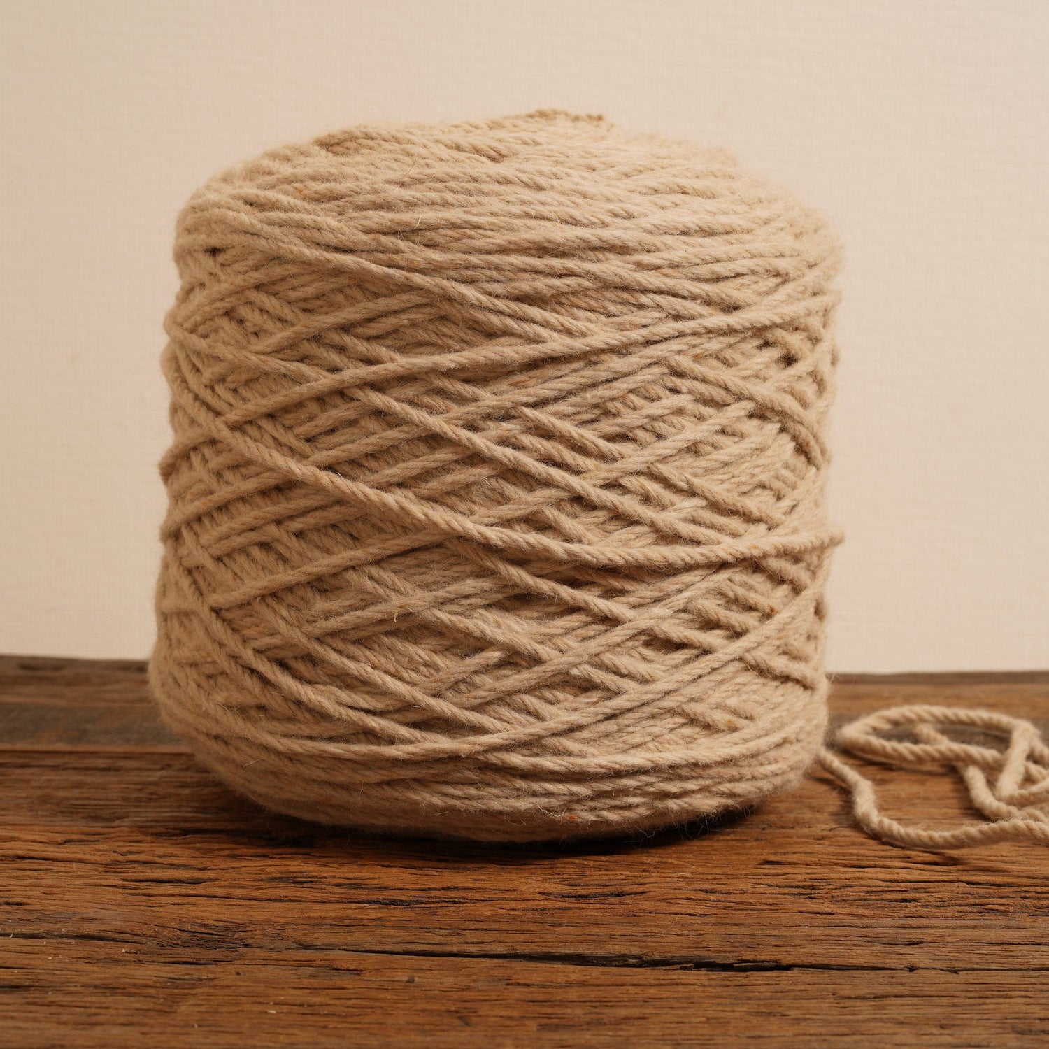Heavy giant beige rug wool yarn | heavy-giant-beige-rug-wool-yarn