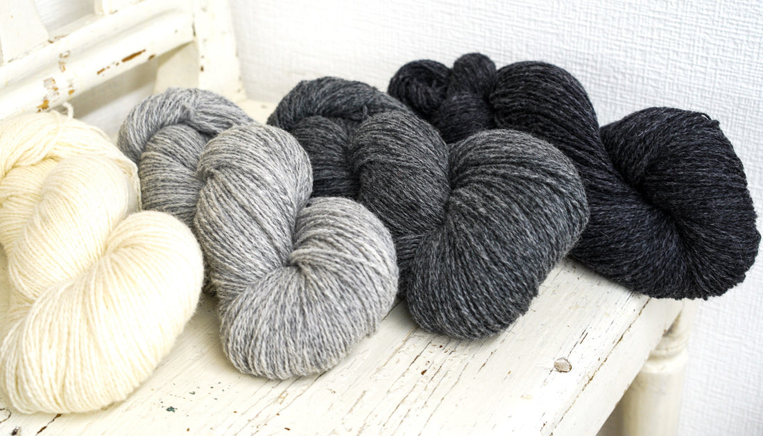 White and grey shades New Zealand wool yarn | white-and-grey-shades-new-zealand-wool-yarn