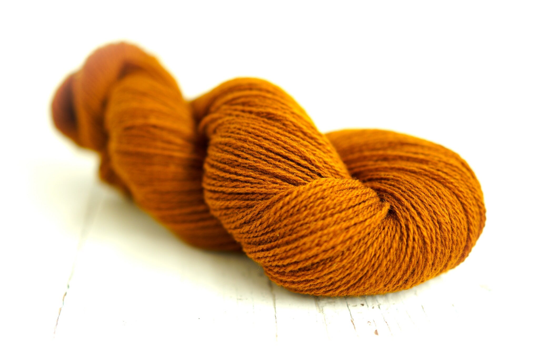 Cinnamon New Zealand fingering wool - 100g./3,50 oz. - Hand or machine knitting, weaving plaids, square crochet wool - C 290 | cinnamon-new-zealand-fingering-wool-100g-3-50-oz-hand-or-machine-knitting-weaving-plaids-square-crochet-wool-c-290