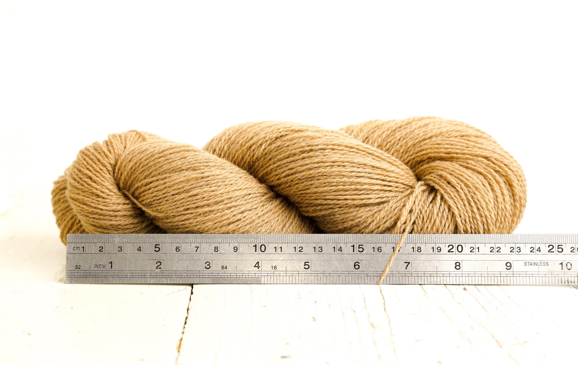 Latte brown wool yarn - 100g./3,50 oz. - New Zealand wool for hand or machine knitting, weaving plaids, cardigans, knitter gift - 650 Color | latte-brown-wool-yarn-100g-3-50-oz-new-zealand-wool-for-hand-or-machine-knitting-weaving-plaids-cardigans-knitter-gift-650-color
