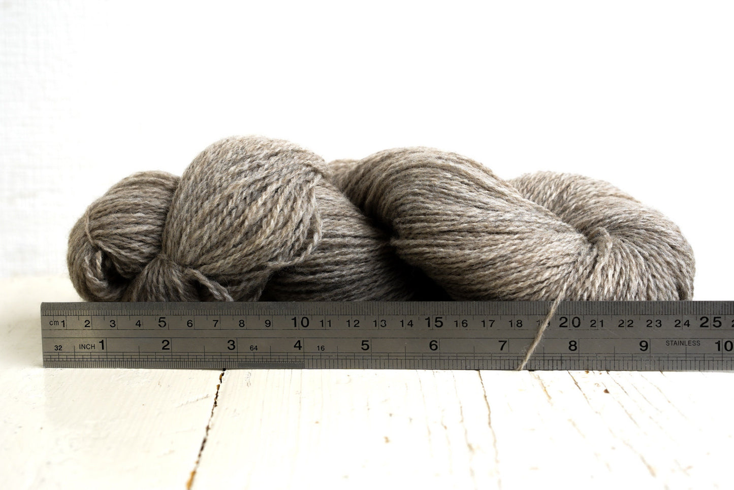 Natural undyed grey wool yarn - 300g./10.58 oz. - New Zealand fingering wool for hand knitting, weaving plaids, felting, carding projects | natural-undyed-grey-wool-yarn-300g-10-58-oz-new-zealand-fingering-wool-for-hand-knitting-weaving-plaids-felting-carding-projects